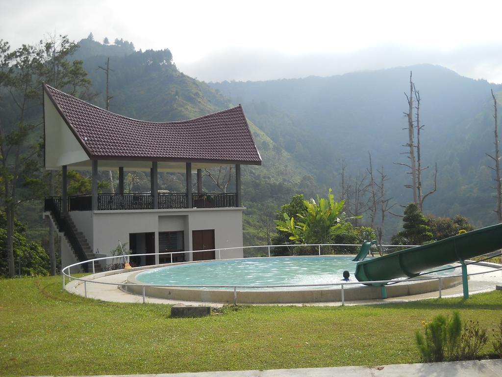 Patra Comfort Parapat Exterior foto
